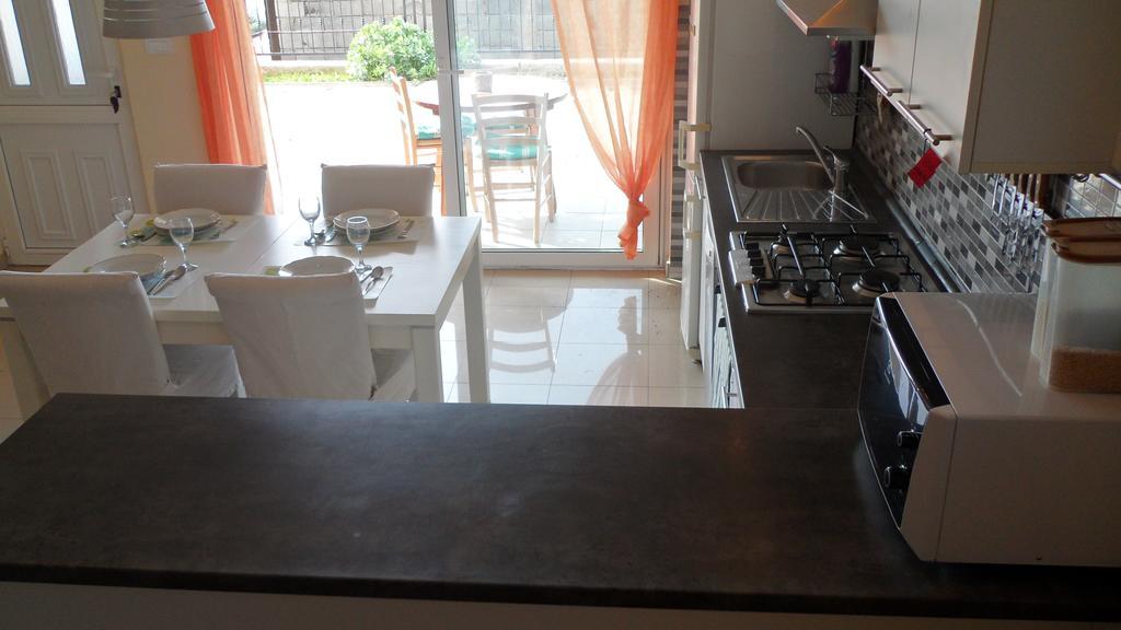 פרימוסטן Apartment Sanja מראה חיצוני תמונה