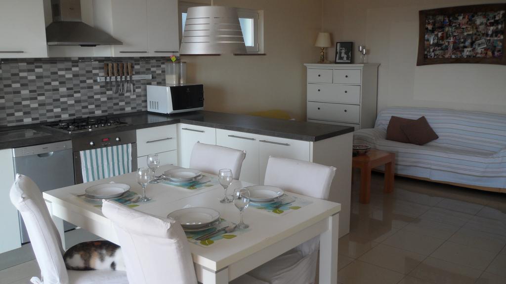 פרימוסטן Apartment Sanja מראה חיצוני תמונה